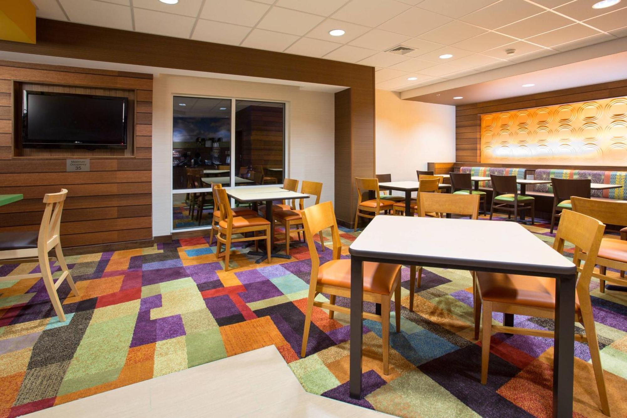 Fairfield Inn & Suites By Marriott Boston Milford Buitenkant foto